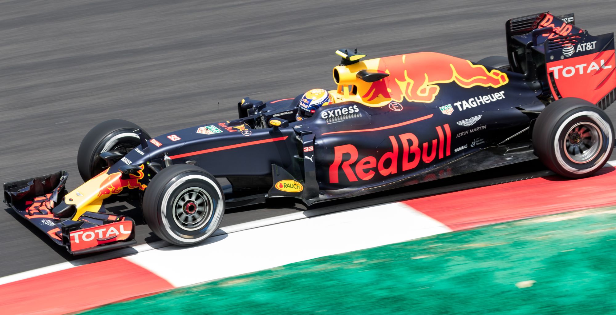 RB12